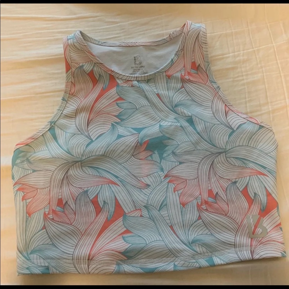 ISO: BUFFBUNNY CROPPED ISLAND COLLECTION